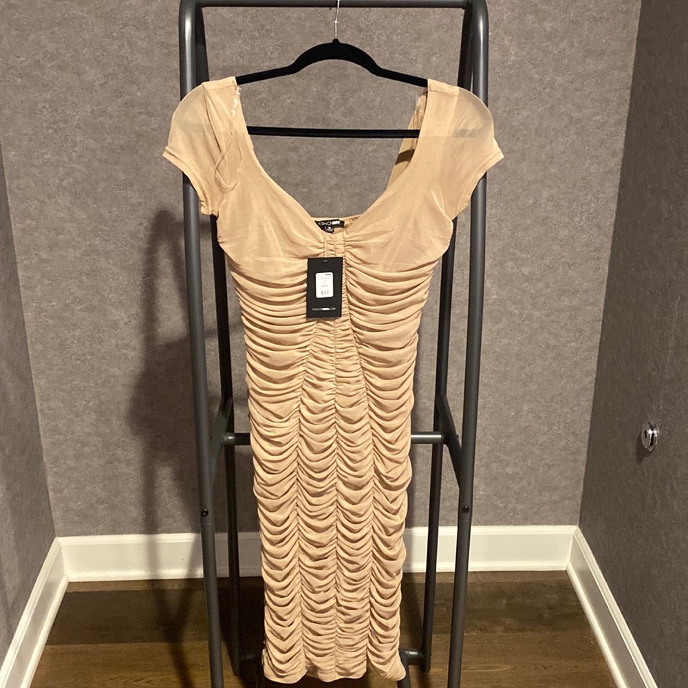 Nude mesh midi short sleeve dress. Size medium. Brand: Fashion Nova